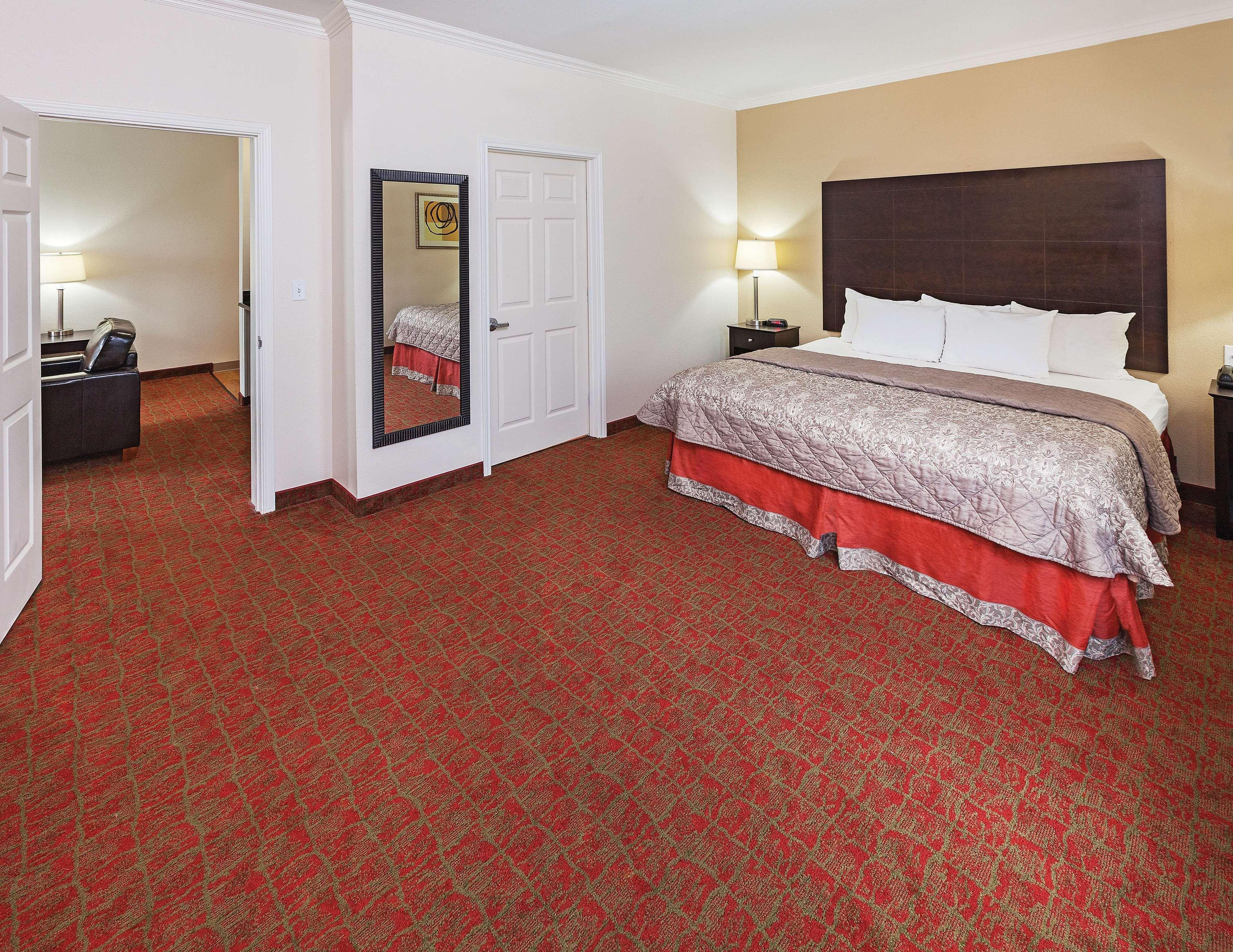 La Quinta By Wyndham Columbus Tx Hotel Eksteriør billede